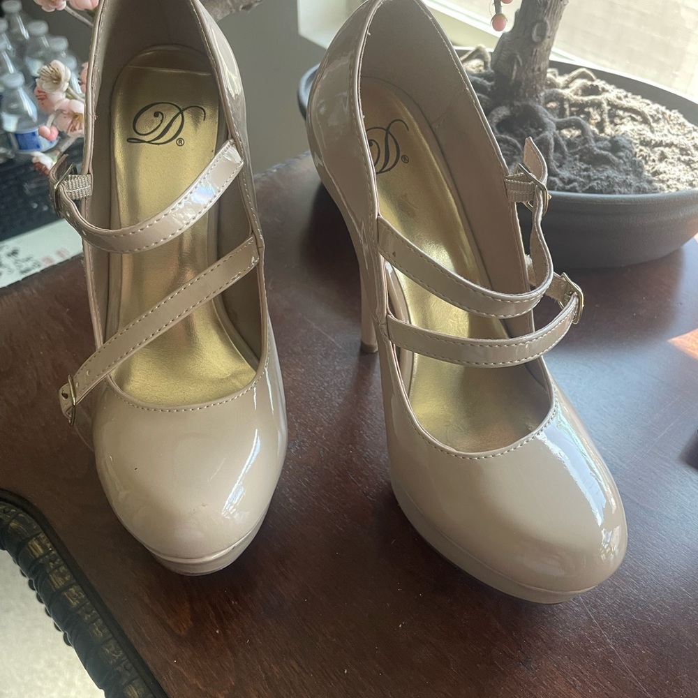 Cream High-Heeled pin up/Mary Jane Heel/Pumps